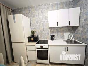 1-к квартира, посуточно, 36м2, 1/1 этаж