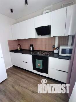 1-к квартира, посуточно, 36м2, 10/10 этаж