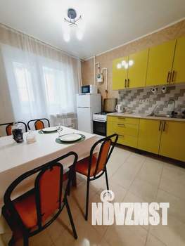 1-к квартира, посуточно, 36м2, 3/10 этаж