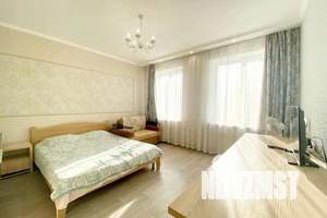 1-к квартира, посуточно, 42м2, 5/10 этаж