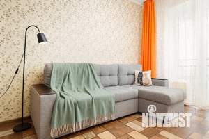 1-к квартира, посуточно, 38м2, 3/10 этаж