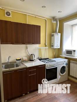 1-к квартира, посуточно, 32м2, 1/3 этаж