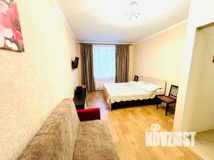 1-к квартира, посуточно, 53м2, 10/18 этаж