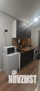 Студия квартира, посуточно, 15м2, 1/5 этаж