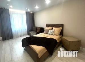 1-к квартира, посуточно, 37м2, 4/17 этаж