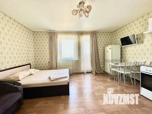 Студия квартира, посуточно, 32м2, 10/25 этаж