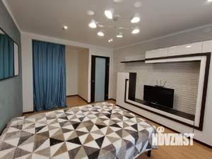 1-к квартира, посуточно, 42м2, 9/13 этаж