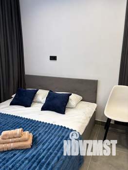 Студия квартира, посуточно, 30м2, 1/8 этаж