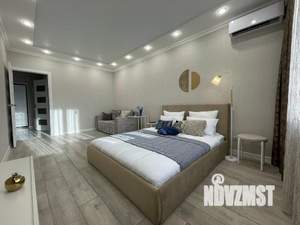 1-к квартира, посуточно, 50м2, 1/1 этаж