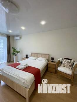 Студия квартира, посуточно, 32м2, 5/10 этаж