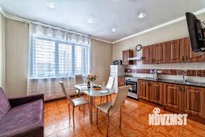 2-к квартира, посуточно, 57м2, 1/1 этаж
