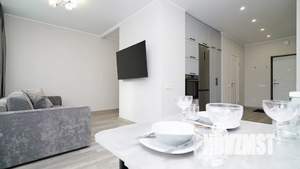 1-к квартира, посуточно, 42м2, 2/22 этаж