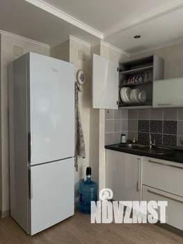 1-к квартира, посуточно, 40м2, 4/13 этаж