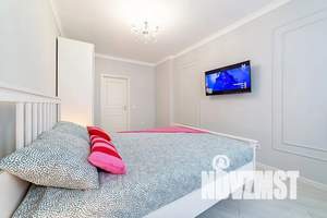 2-к квартира, посуточно, 61м2, 18/20 этаж