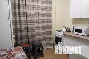 1-к квартира, посуточно, 33м2, 1/10 этаж