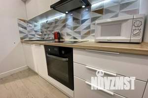 2-к квартира, посуточно, 40м2, 15/18 этаж