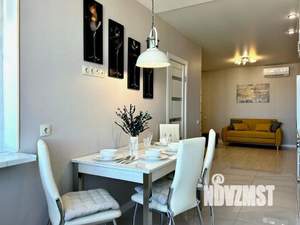 1-к квартира, посуточно, 58м2, 1/1 этаж