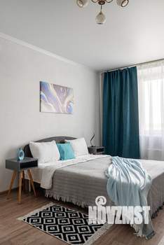 1-к квартира, посуточно, 46м2, 8/18 этаж