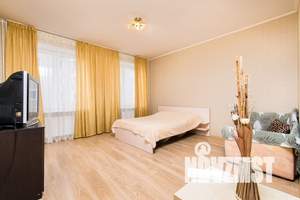 1-к квартира, посуточно, 40м2, 4/12 этаж