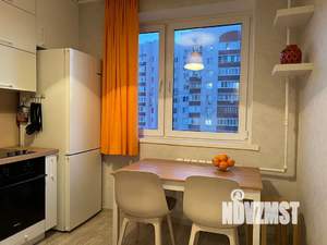 1-к квартира, посуточно, 41м2, 8/15 этаж