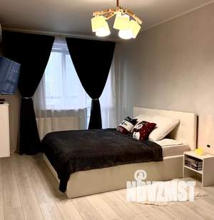 1-к квартира, посуточно, 42м2, 12/18 этаж