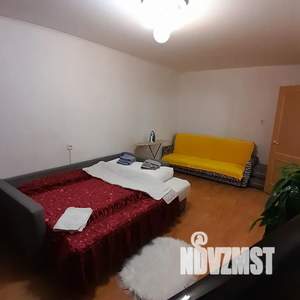 1-к квартира, посуточно, 33м2, 2/10 этаж