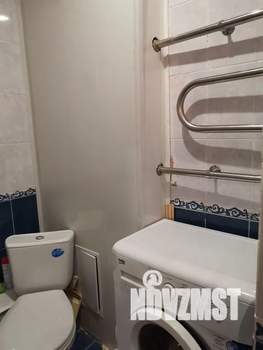 Студия квартира, посуточно, 32м2, 2/9 этаж