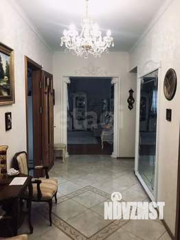 4-к квартира, на длительный срок, 125м2, 1/6 этаж