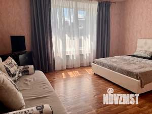 1-к квартира, посуточно, 42м2, 5/5 этаж