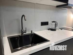 Студия квартира, посуточно, 30м2, 13/20 этаж