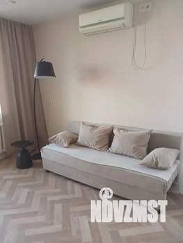 1-к квартира, посуточно, 38м2, 1/1 этаж