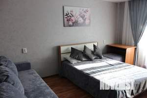 1-к квартира, посуточно, 44м2, 10/10 этаж