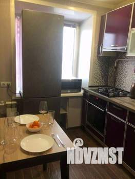 1-к квартира, посуточно, 43м2, 1/1 этаж