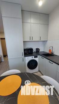 Студия квартира, посуточно, 29м2, 11/22 этаж