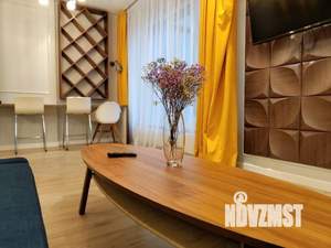 Студия квартира, на длительный срок, 62м2, 15/23 этаж