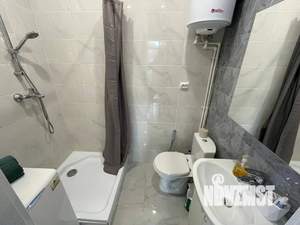 Студия квартира, посуточно, 25м2, 1/19 этаж