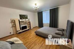 2-к квартира, посуточно, 63м2, 6/14 этаж