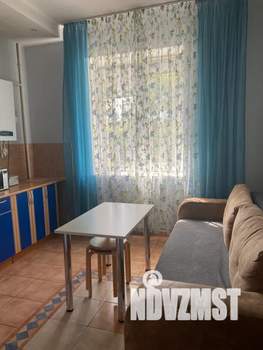 1-к квартира, посуточно, 54м2, 3/5 этаж