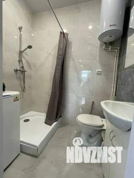 Студия квартира, посуточно, 25м2, 1/19 этаж