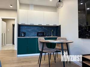 Студия квартира, посуточно, 34м2, 20/24 этаж