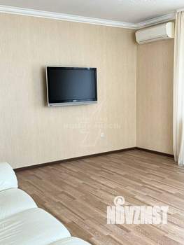 1-к квартира, на длительный срок, 70м2, 11/18 этаж