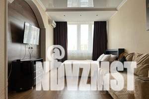 2-к квартира, посуточно, 52м2, 2/25 этаж