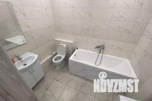 1-к квартира, посуточно, 38м2, 4/25 этаж