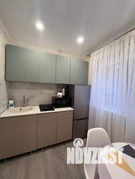 Студия квартира, посуточно, 30м2, 1/5 этаж