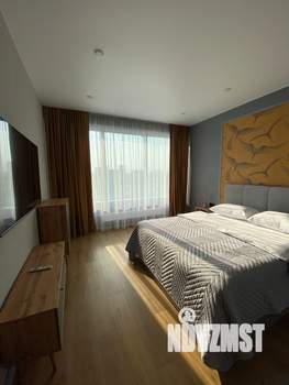 1-к квартира, посуточно, 42м2, 8/25 этаж