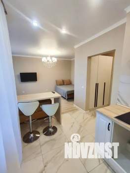 Студия квартира, посуточно, 30м2, 11/19 этаж