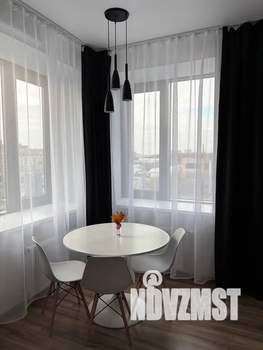 Студия квартира, посуточно, 32м2, 4/8 этаж