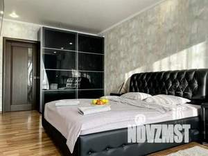 3-к квартира, посуточно, 82м2, 1/1 этаж