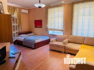 1-к квартира, посуточно, 56м2, 4/5 этаж