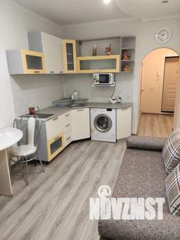 Студия квартира, посуточно, 45м2, 3/12 этаж